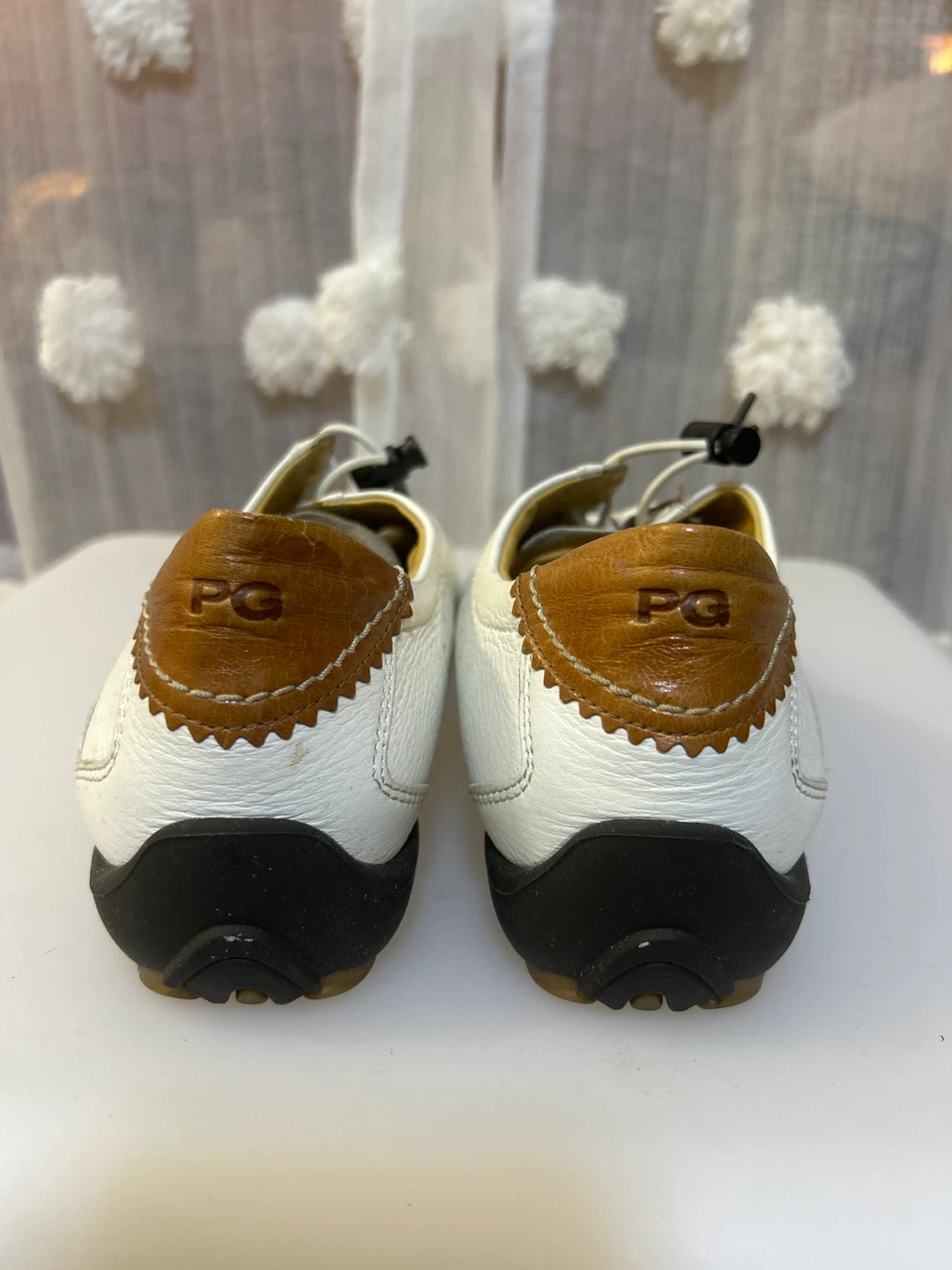 Paul Green White Leather Perforated Driving Moccasins - photo 4