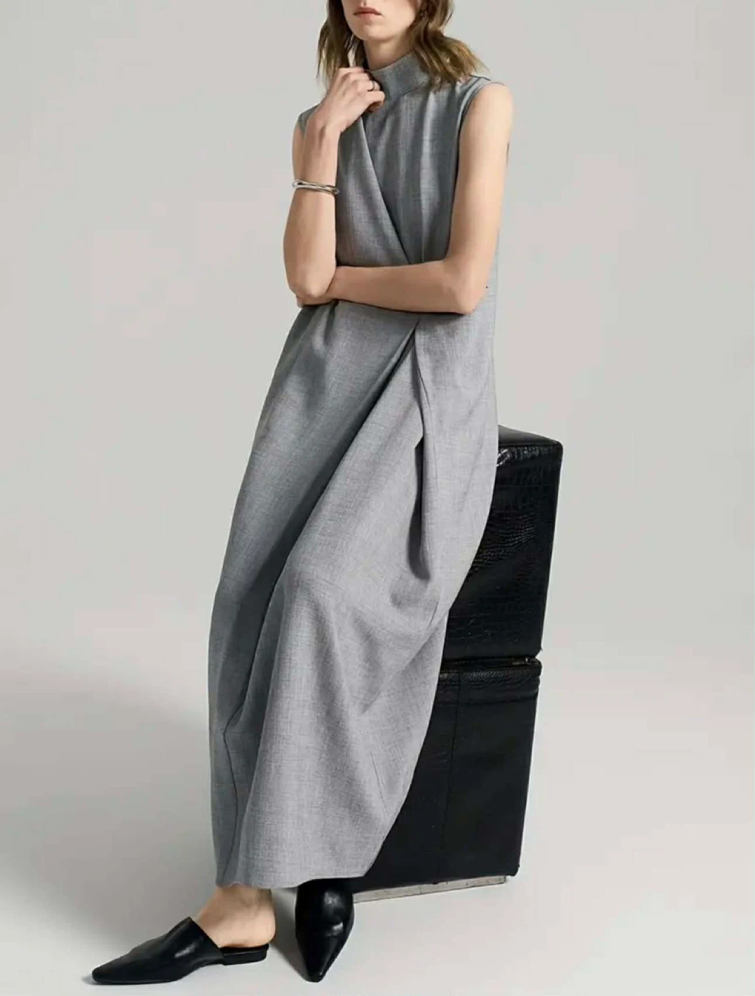 Sleeveless Grey Maxi Dress - photo 5