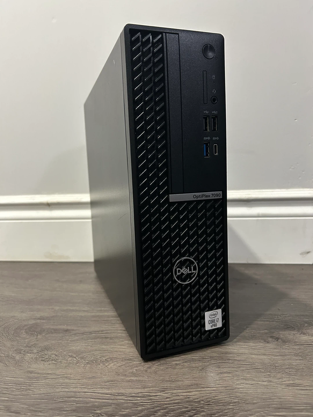 Dell OptiPlex 7090 Desktop Computer