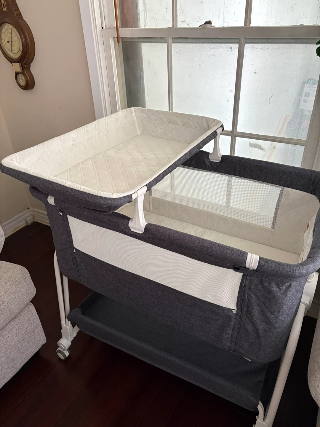 Dark Grey Bassinet with Adjustable Heights - photo 5