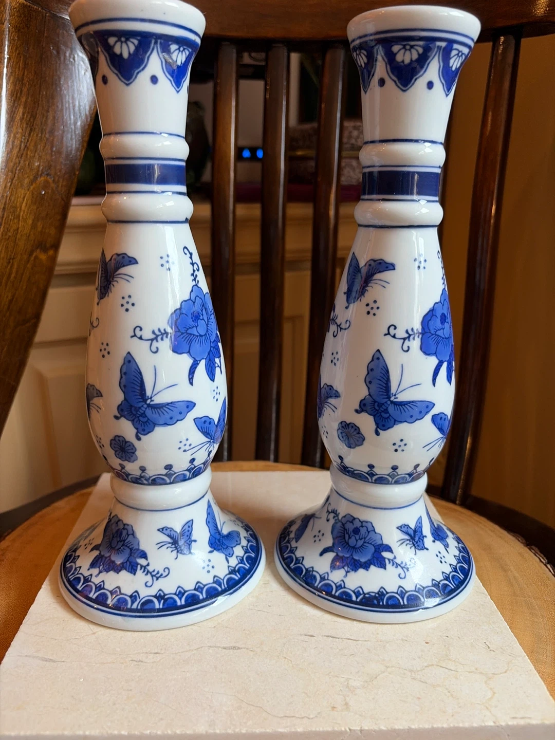 Pair of Blue and White Chinoiserie Candlestick Holders - photo 4