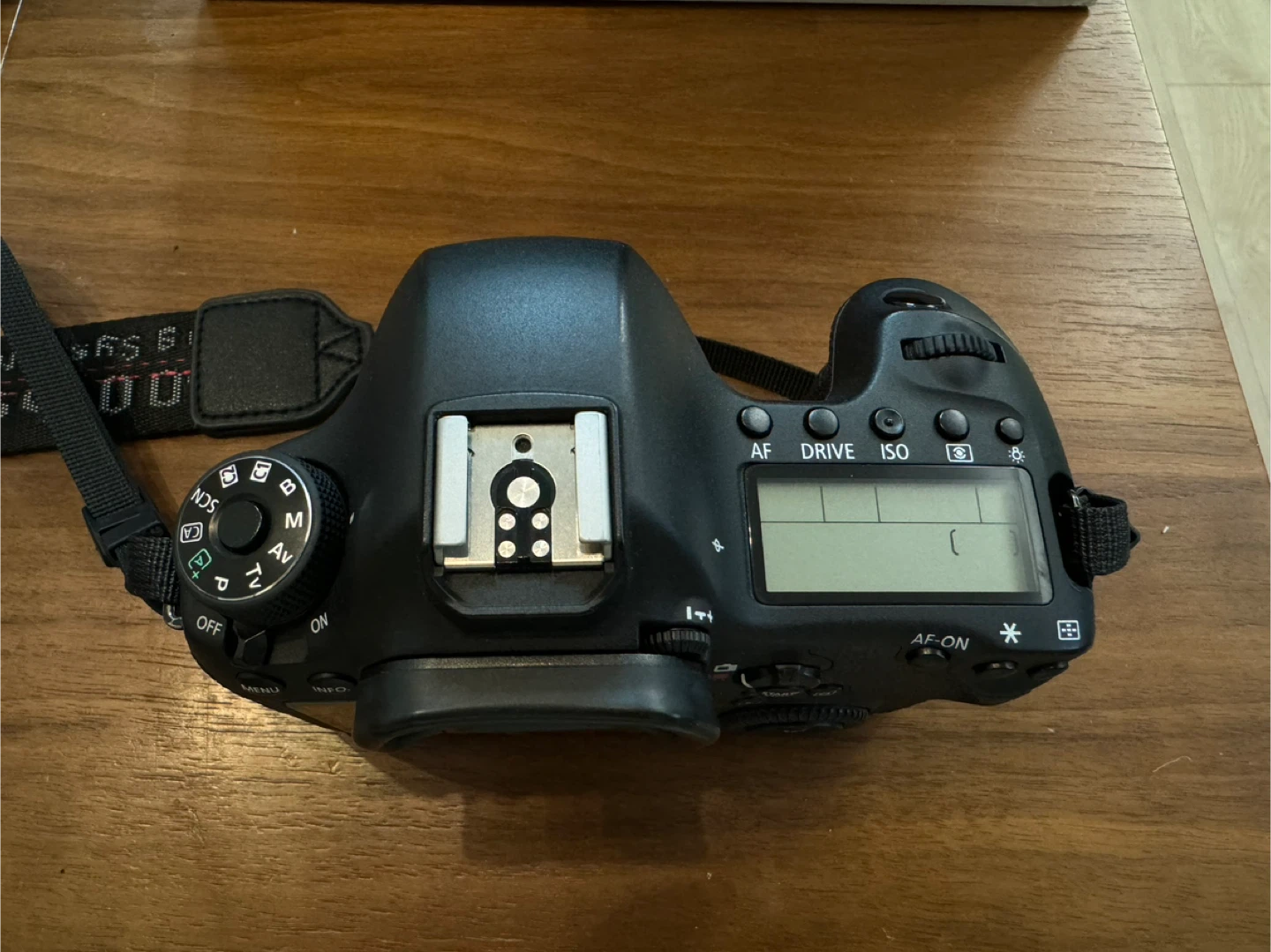 Canon EOS 6D Body - photo 4