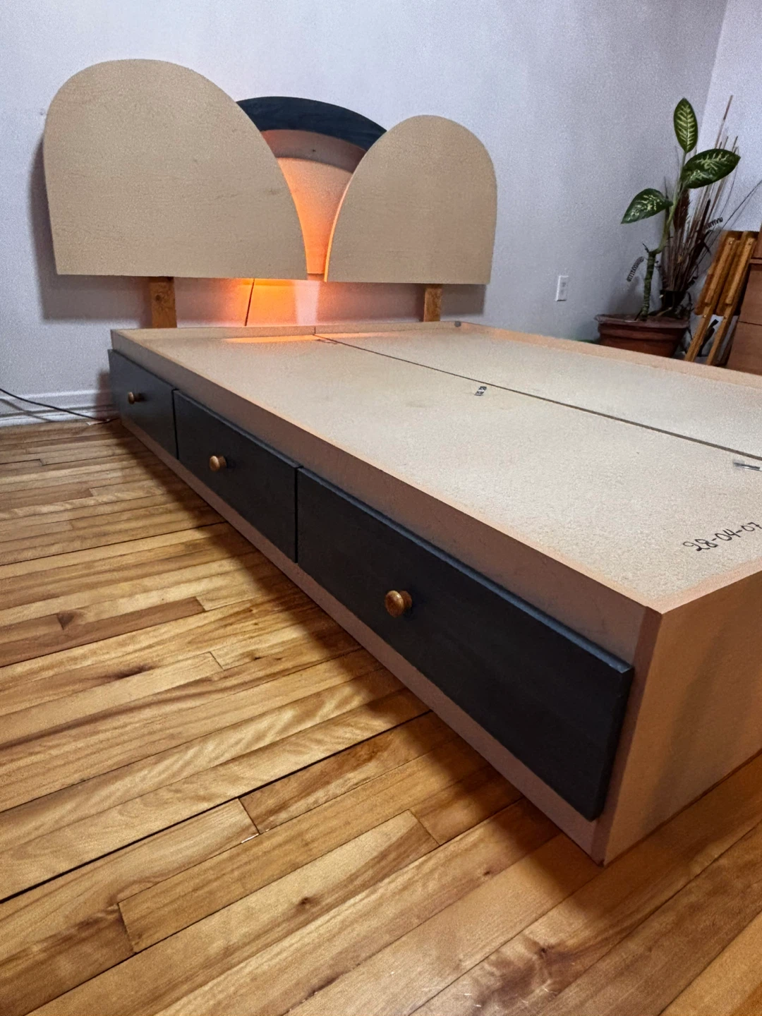 Lit double avec 6 tiroirs + lumière intégrée - Livraison incluse - photo 3