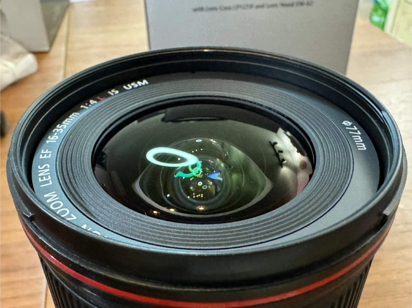 Canon EF 16-35mm f/4L IS USM - photo 2