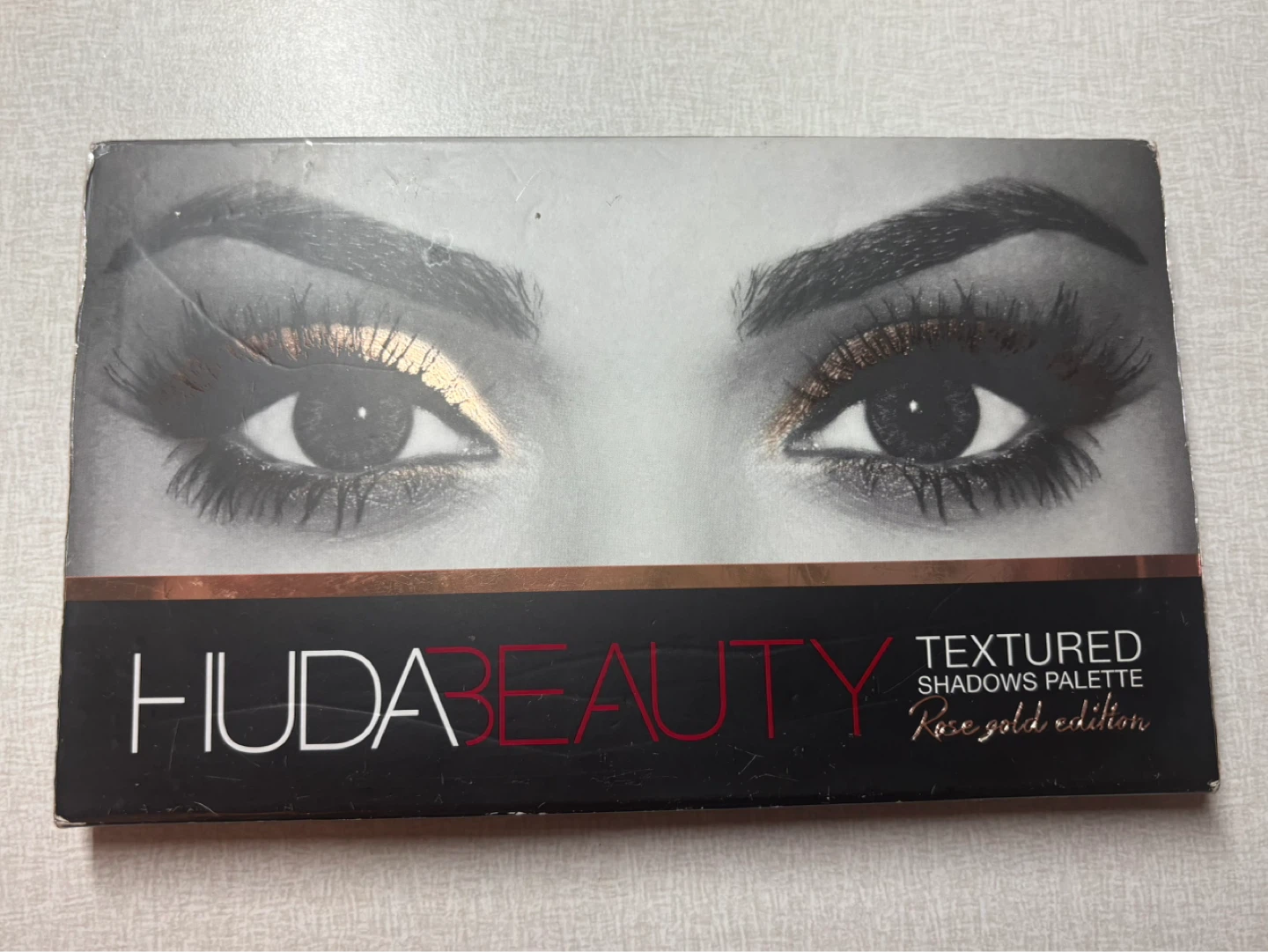Huda Beauty Rose Gold Eyeshadow Palette