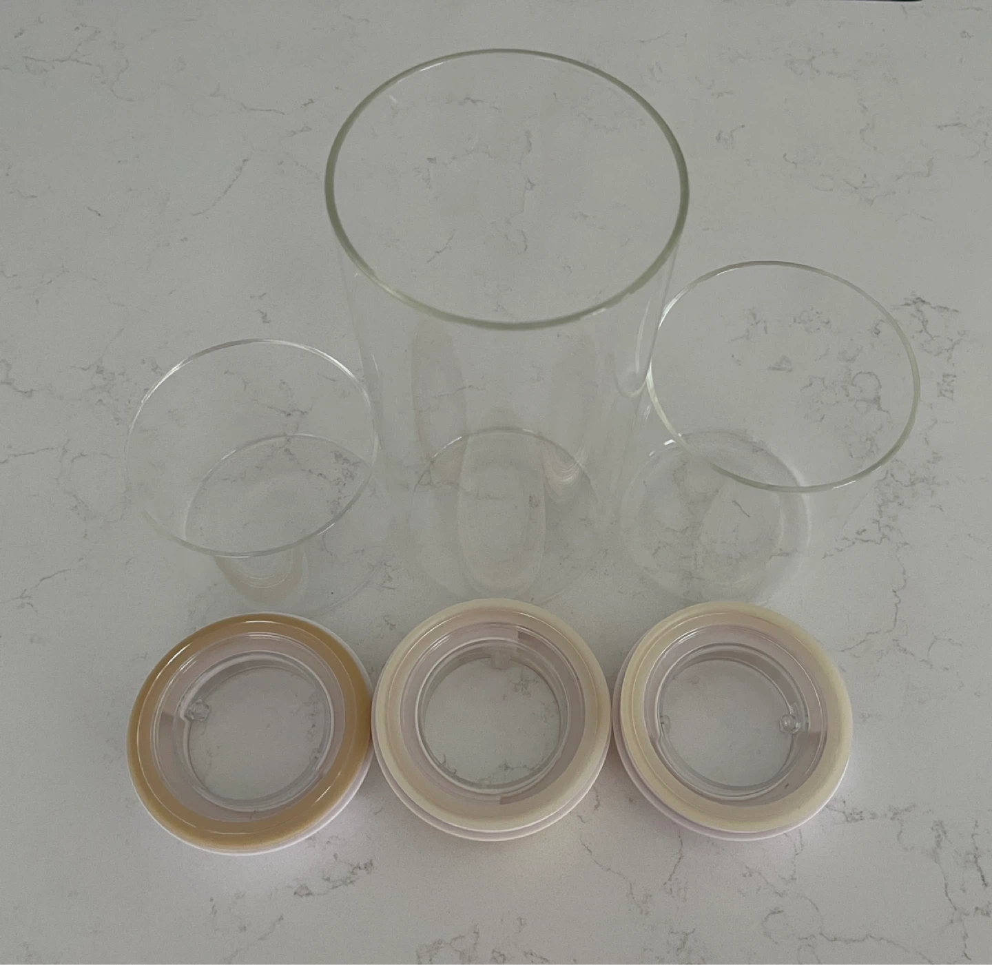 Set of 3 Clear Glass Canisters with Lids - photo 4