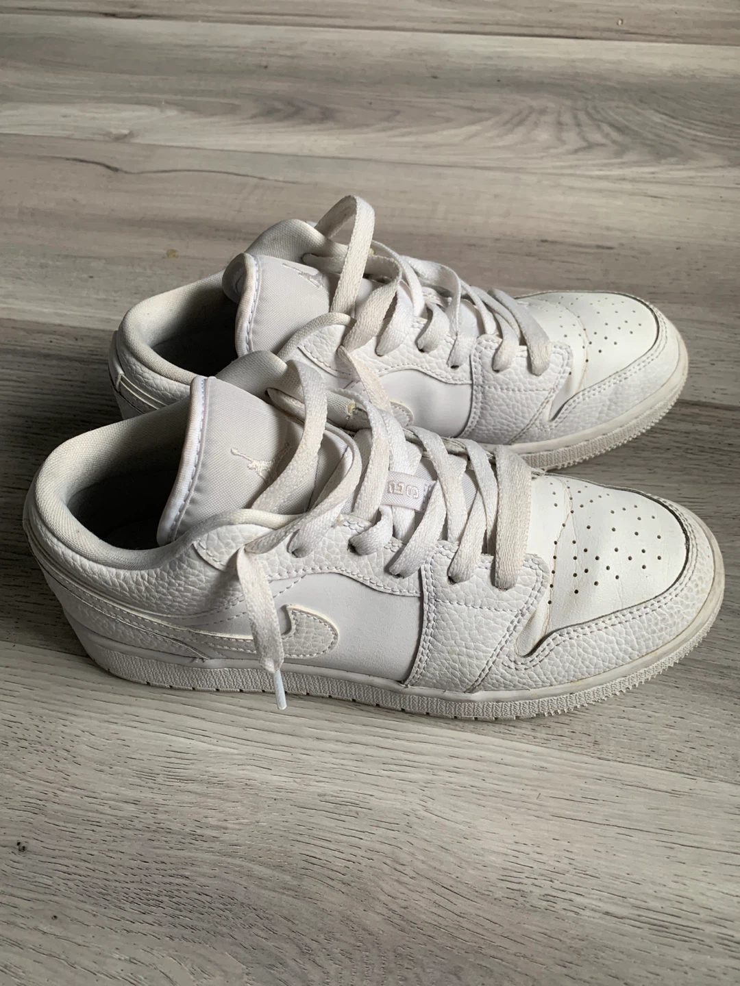 Nike Air Jordan 1 Low White Sneakers Size 5.5Y - photo 2