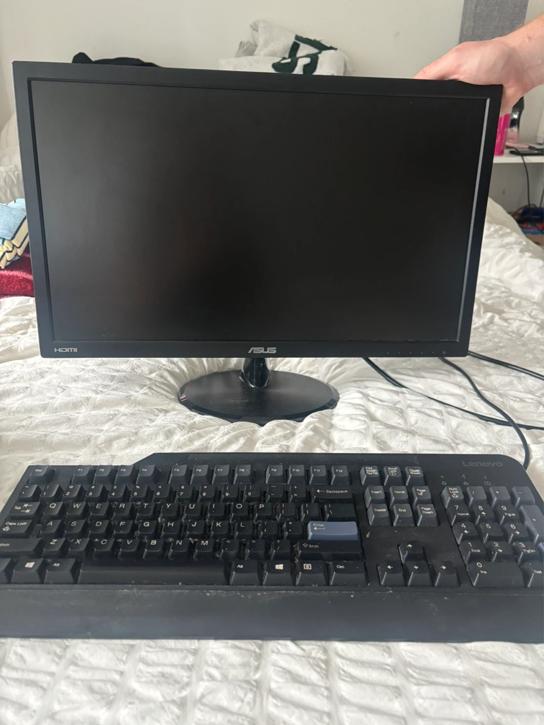 ASUS Monitor with Lenovo Keyboard