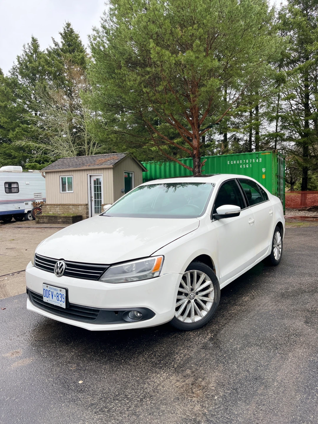 2011 Volkswagen Jetta- Urgent Sale - photo 2