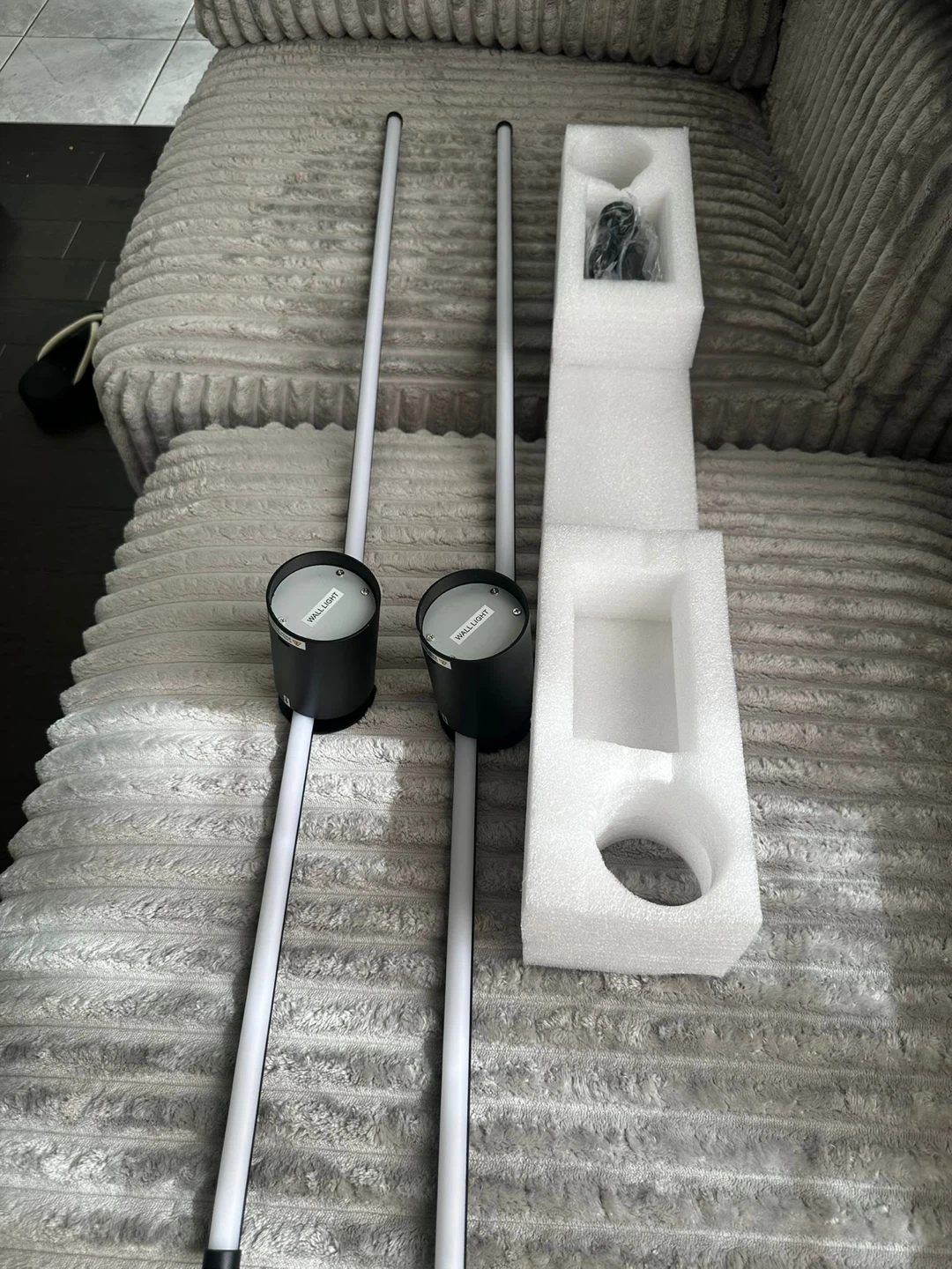 LED Wall Light with USB-C Charging