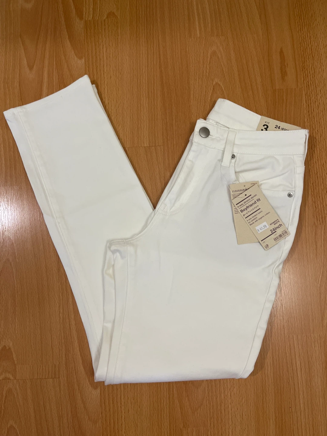 NWT✨Muji White Boyfriend Fit Jeans - Size 24