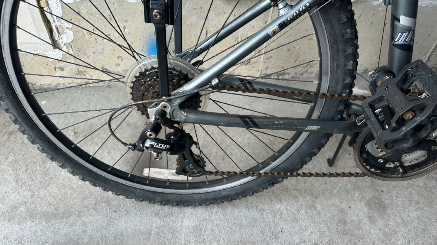 26” Iron Horse Maverick Mountain Bike - photo 2