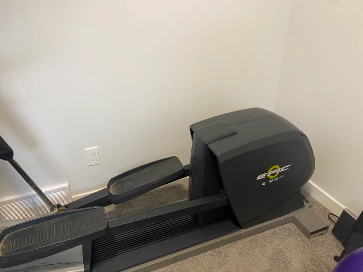 Epic E950 Elliptical Trainer - photo 3