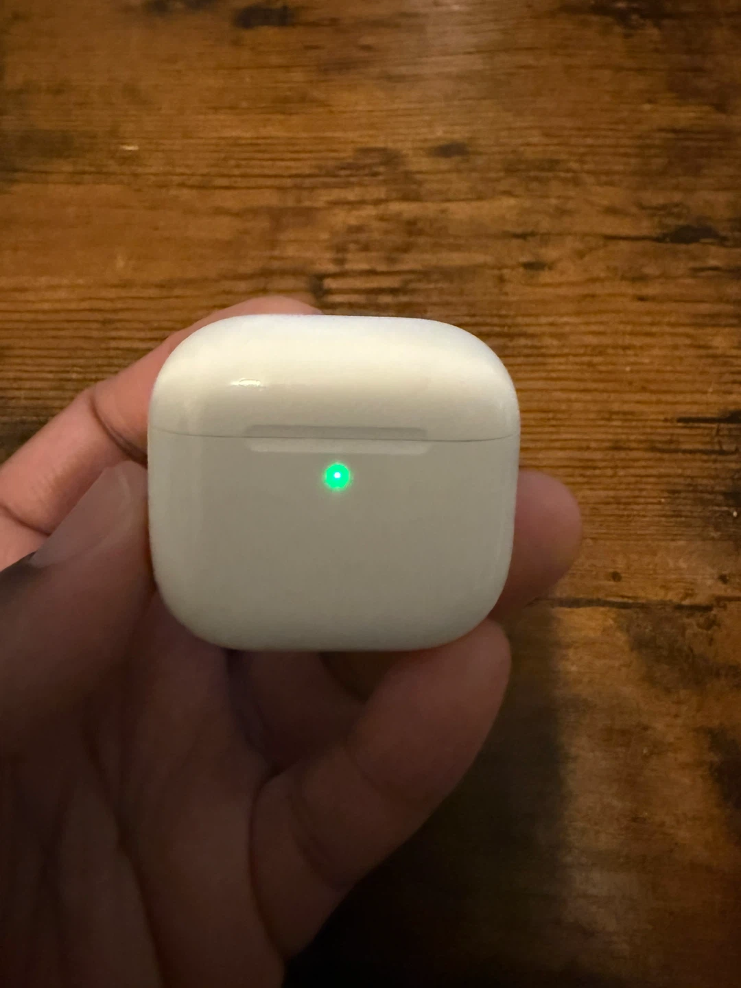 Apple AirPods 4 - photo 2