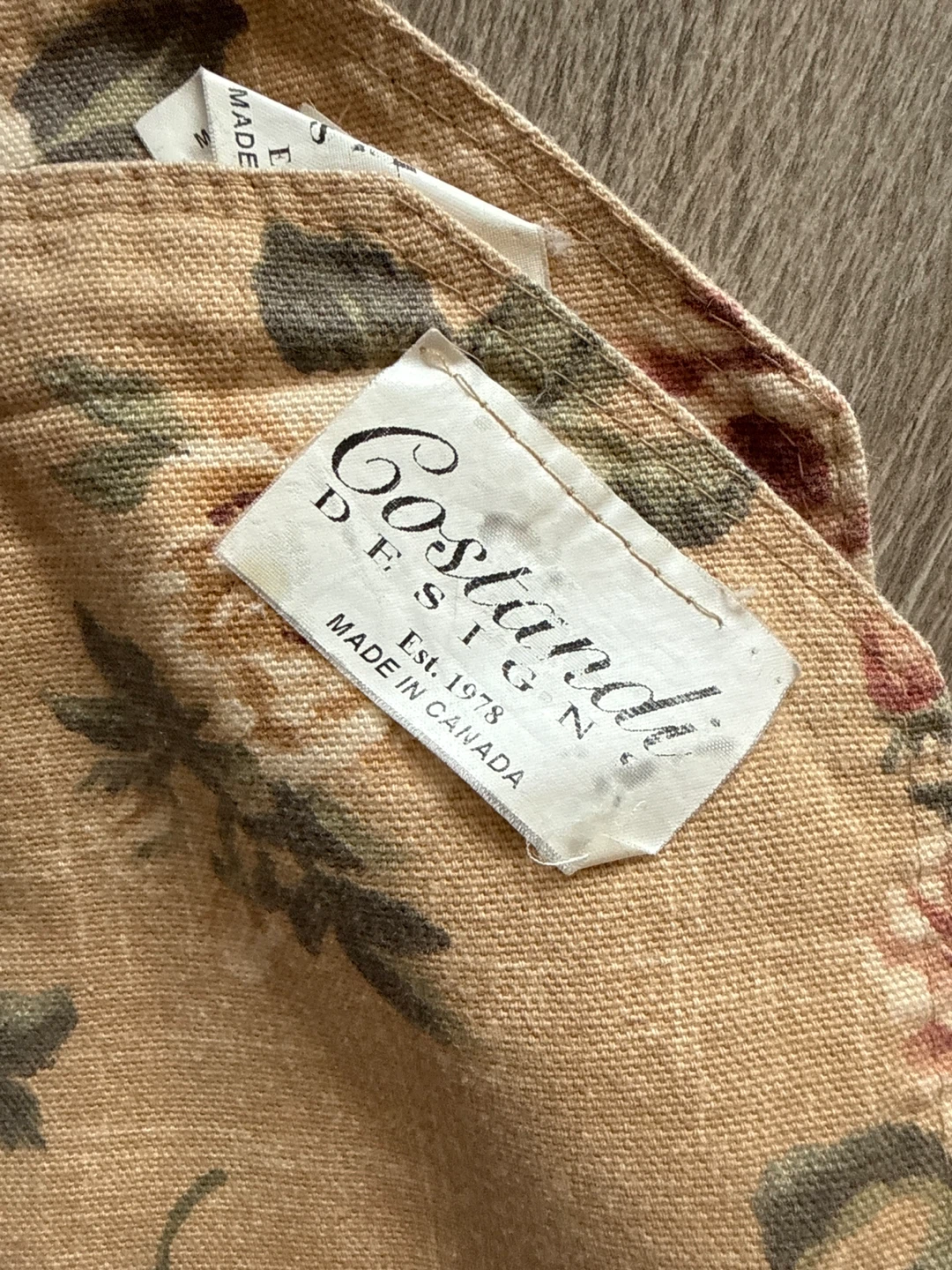 FREE Vintage look items-  Placemats and Cosmetic Bags Set - photo 2