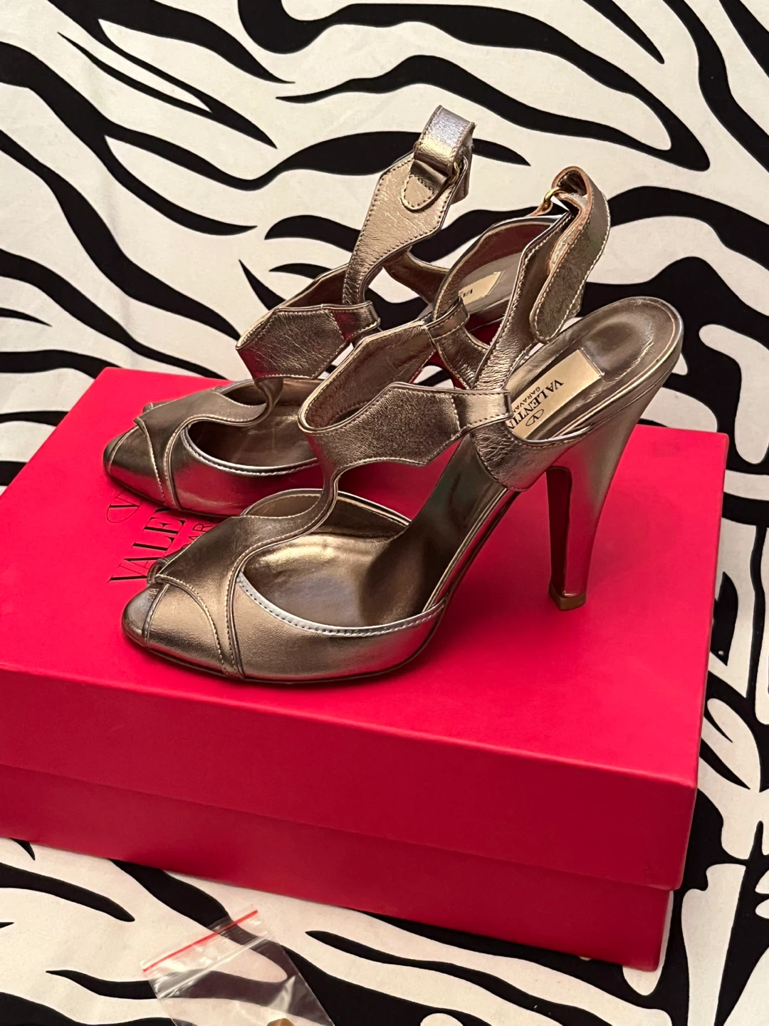 💎 Valentino Garavani High Heeled sandals in size 37.5 💎