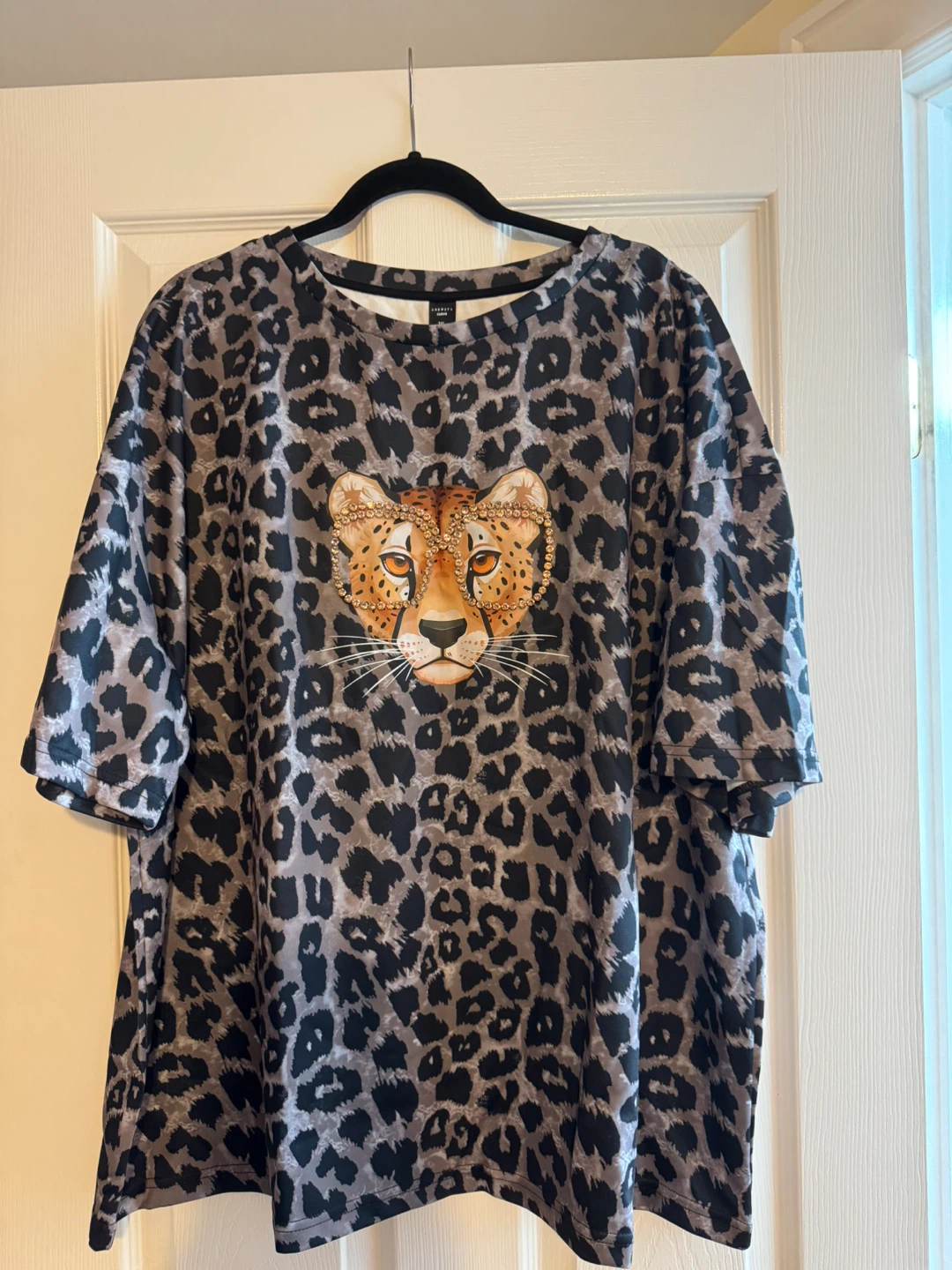 SHEIN Cheetah Face Graphic T-Shirt