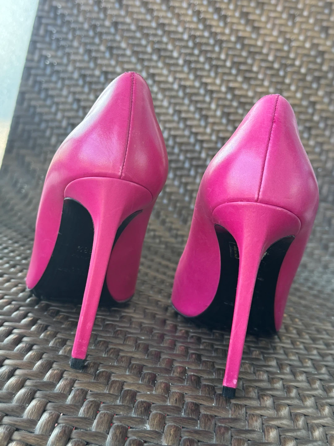 Saint Laurent Paris Pink Leather Heels Size 38.5 - photo 2