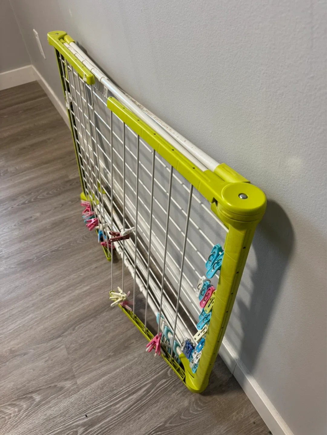 Expandable Laundry Drying Rack with Clothespin Holders - photo 5
