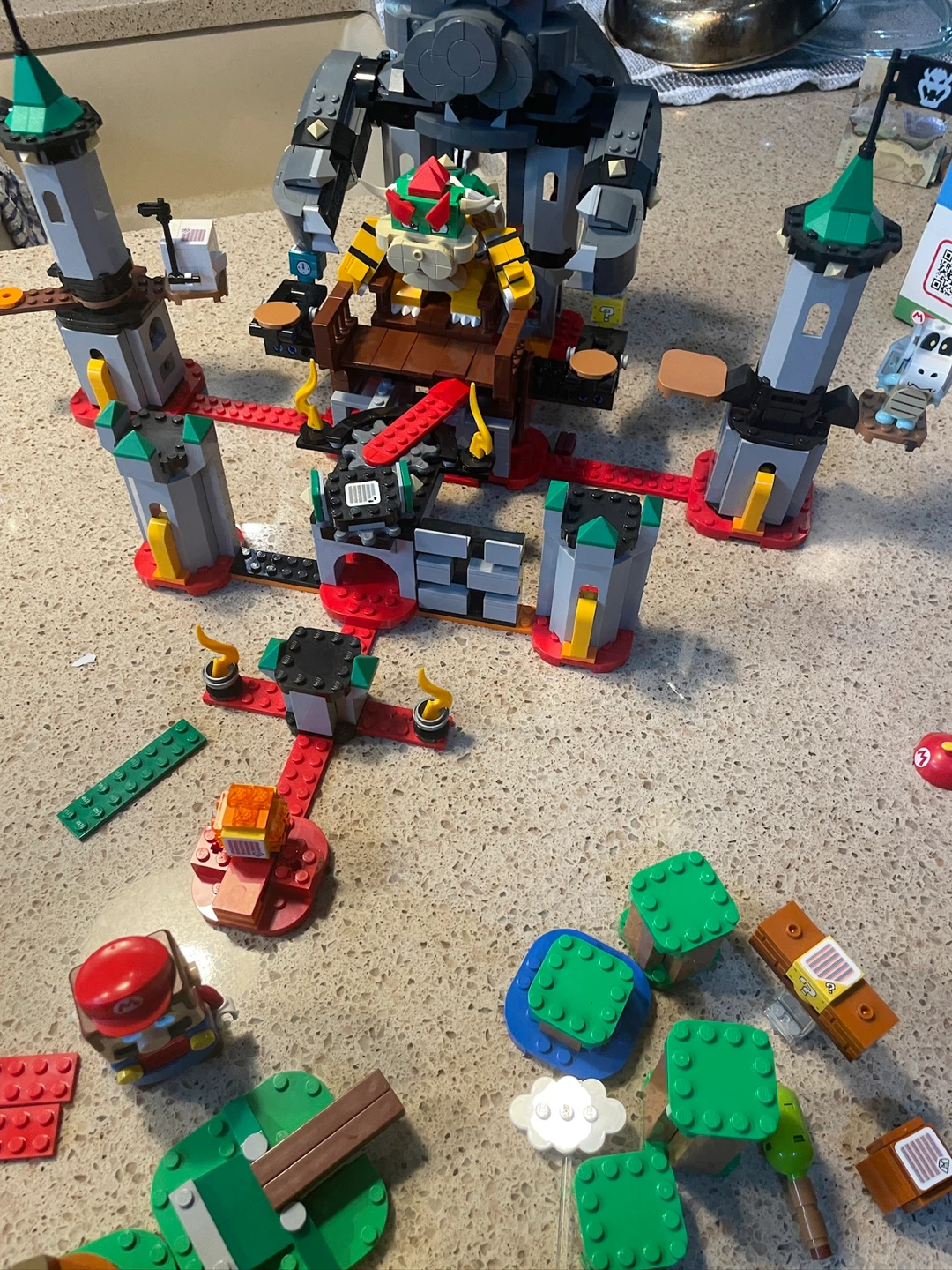 LEGO Super Mario 71369 Bowser's Castle Boss Battle Expansion Set - photo 2
