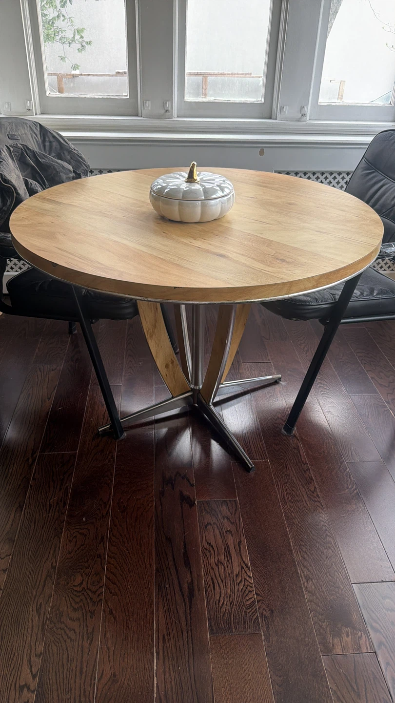 Round Wood Dining Table