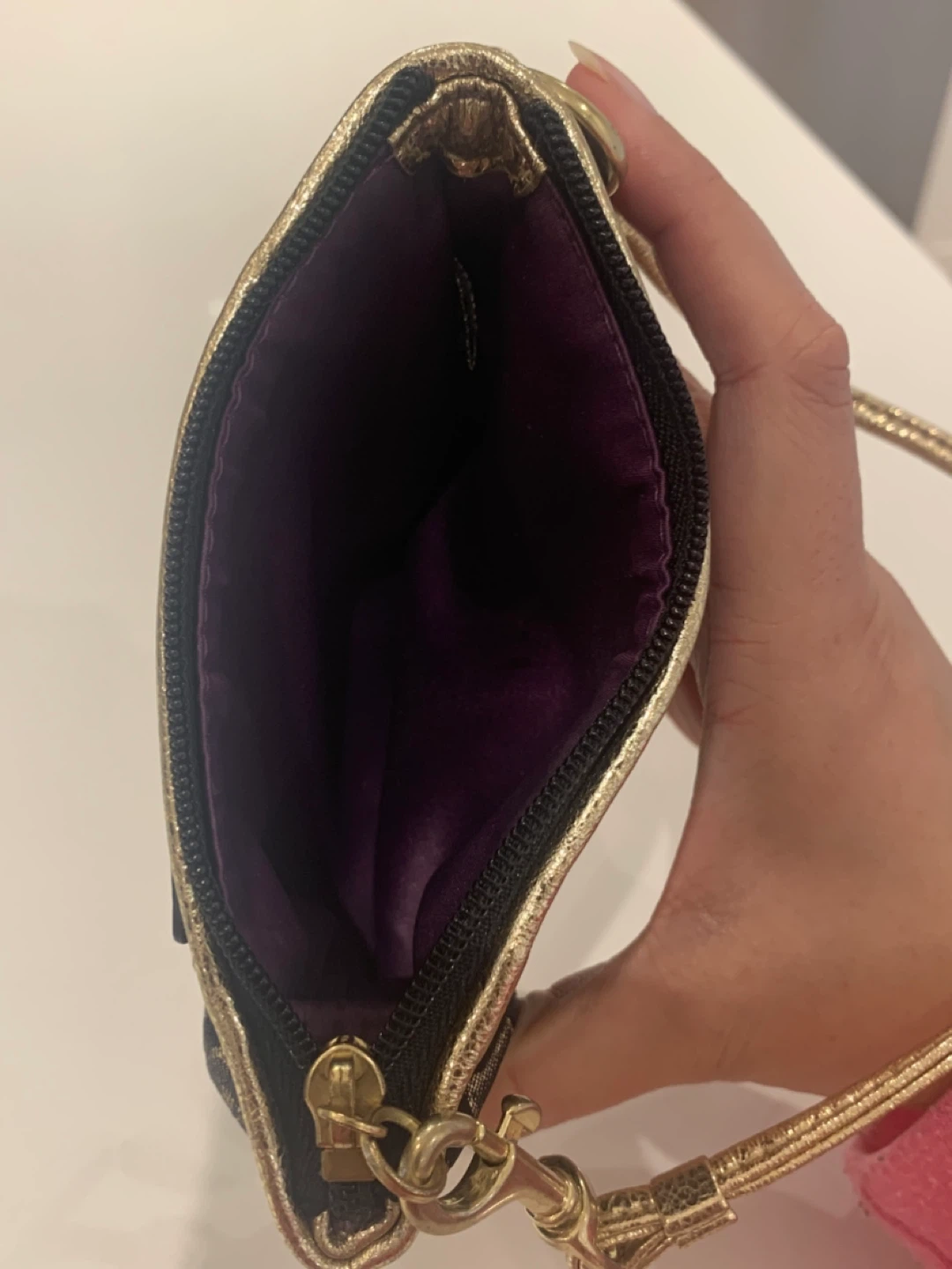💛🖤 New Coach Poppy Gold & Black Signature Wristlet🖤💛 - photo 5