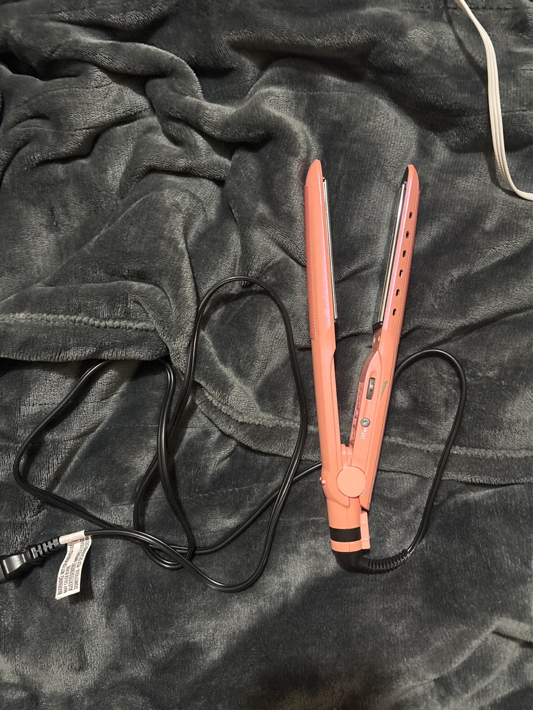 QUO Beauty Conair Hair straightener