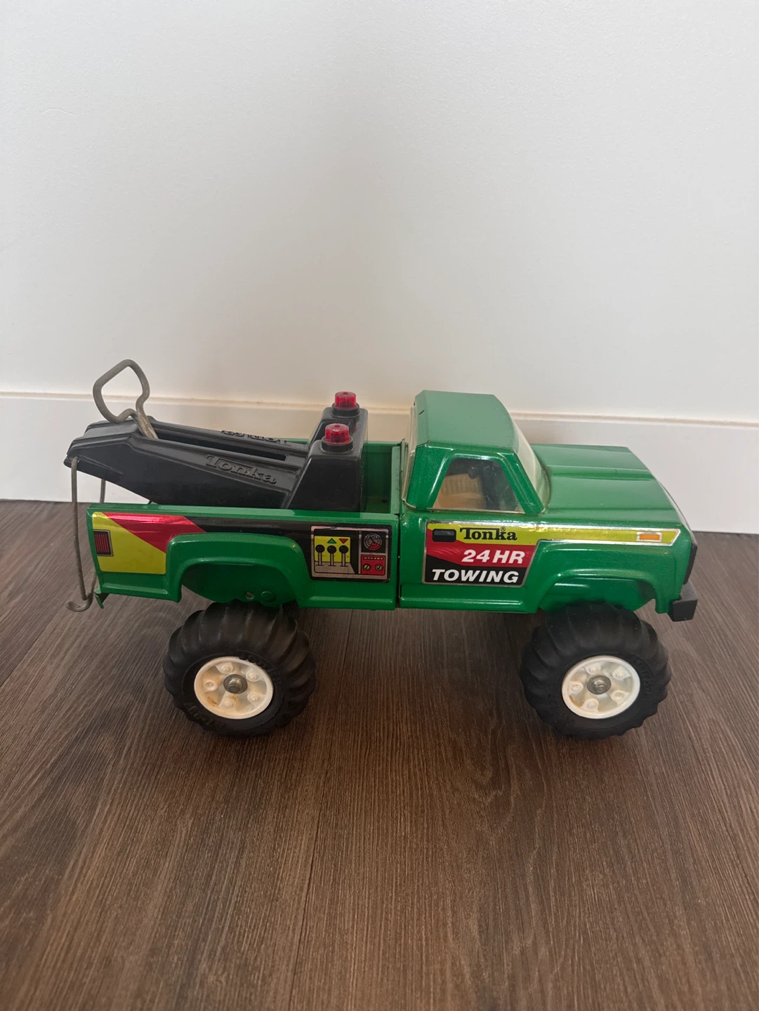 Tonka 24HR Towing Metal Truck Toy - Green