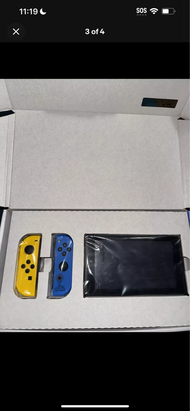 Nintendo Switch Fortnite Edition Console with Wildcat Bundle - photo 3