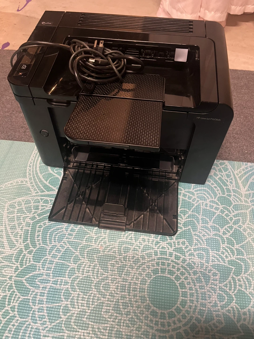 HP LaserJet pro P1606 printer - photo 2