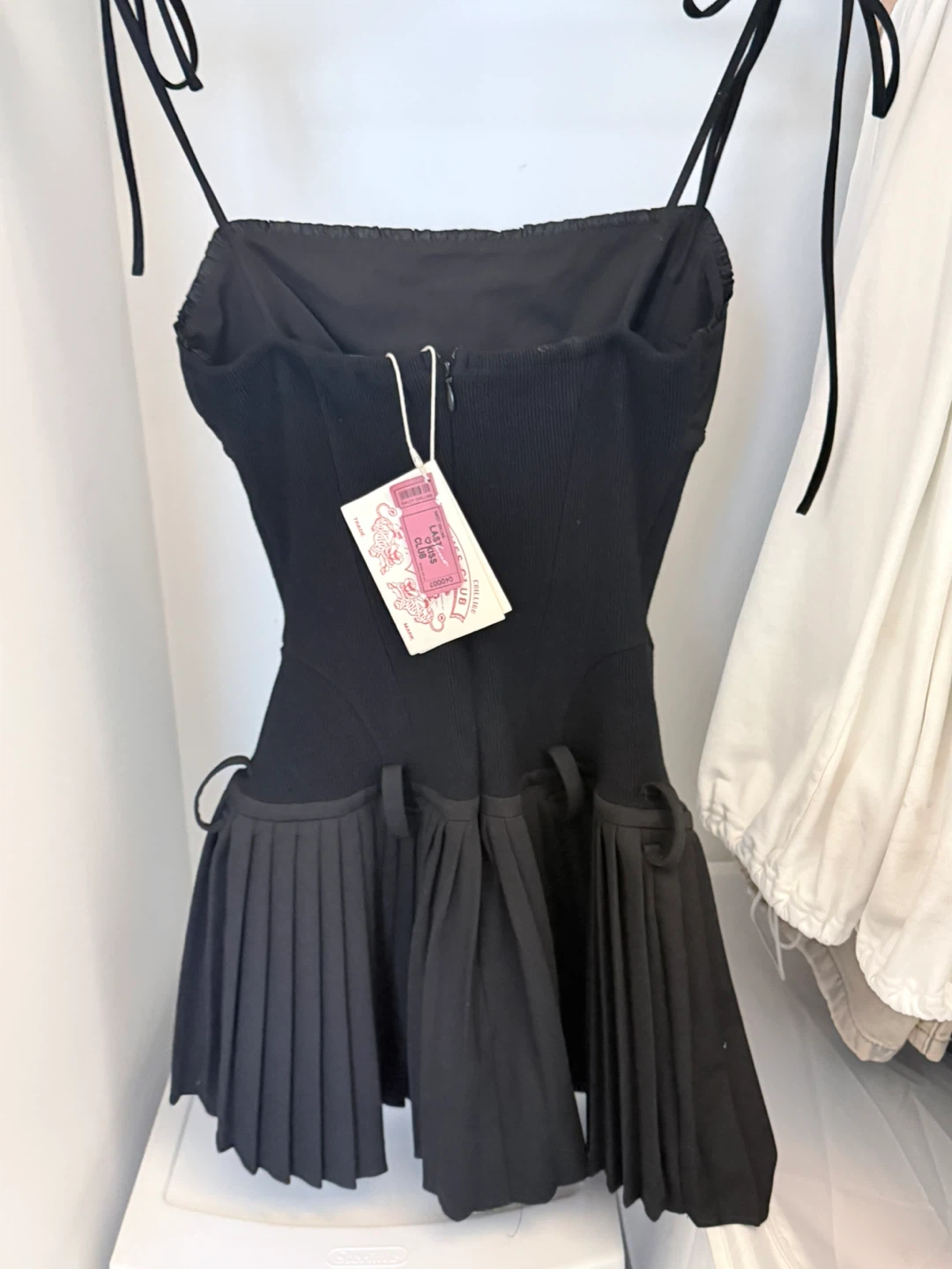 Sweet Chilling: Black Drop-Waist Pleated Mini Dress 🖤 - photo 2