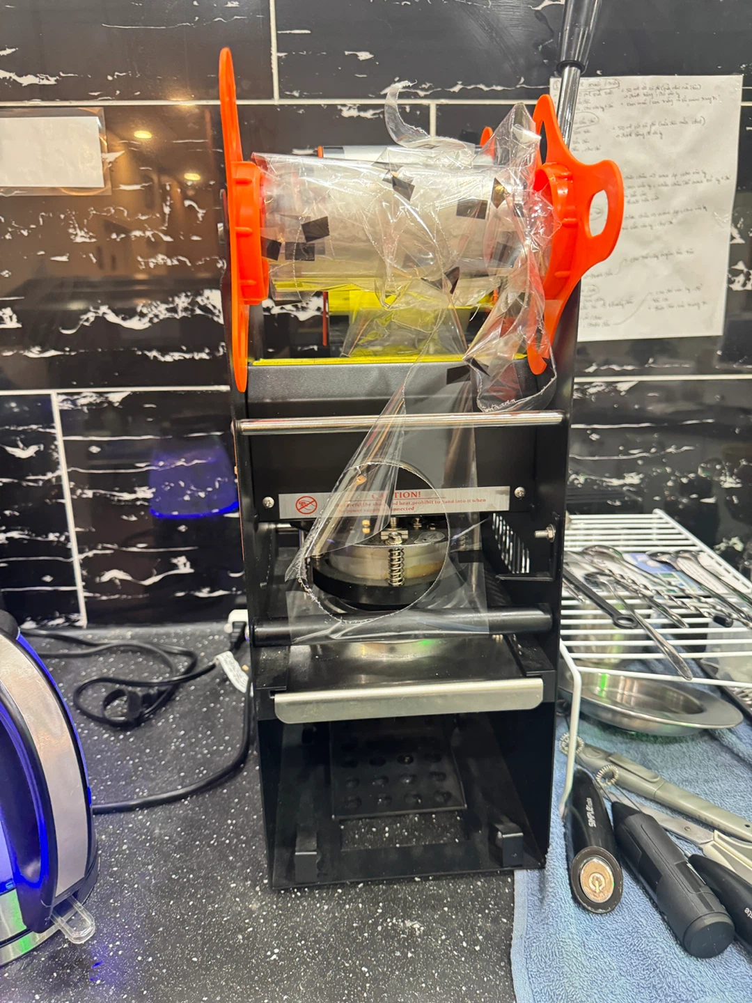 Sealing Machine - photo 2