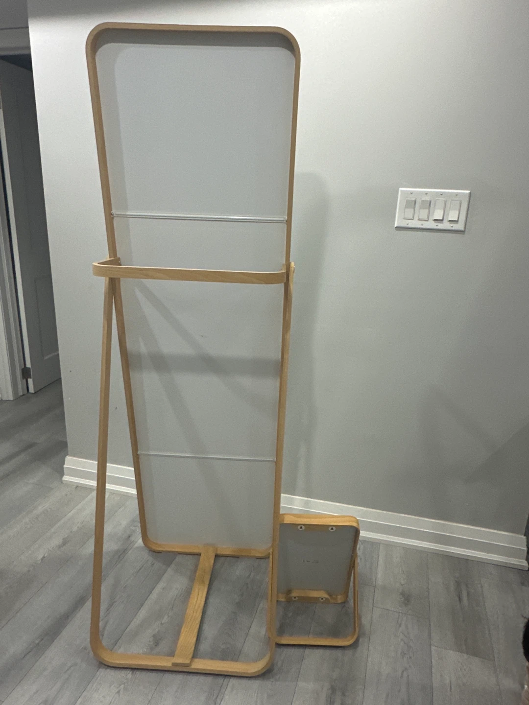 Wooden Standing Mirror - photo 2