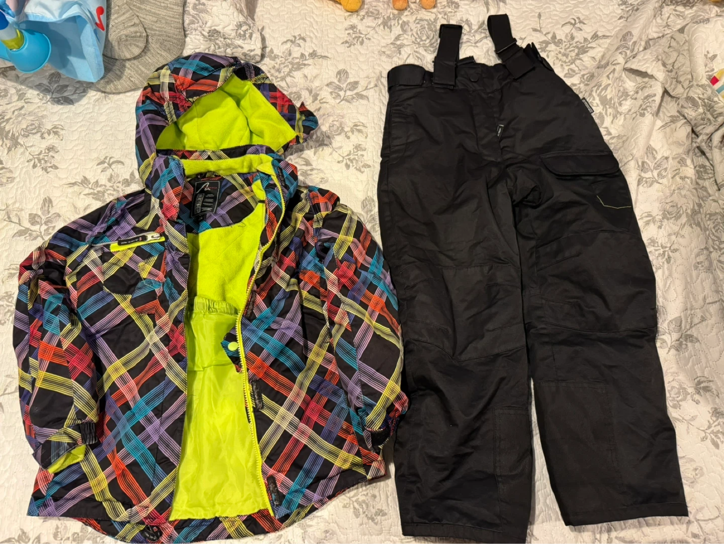 Ski Jacket and Snow Pants Set - Size S/P 8-7
