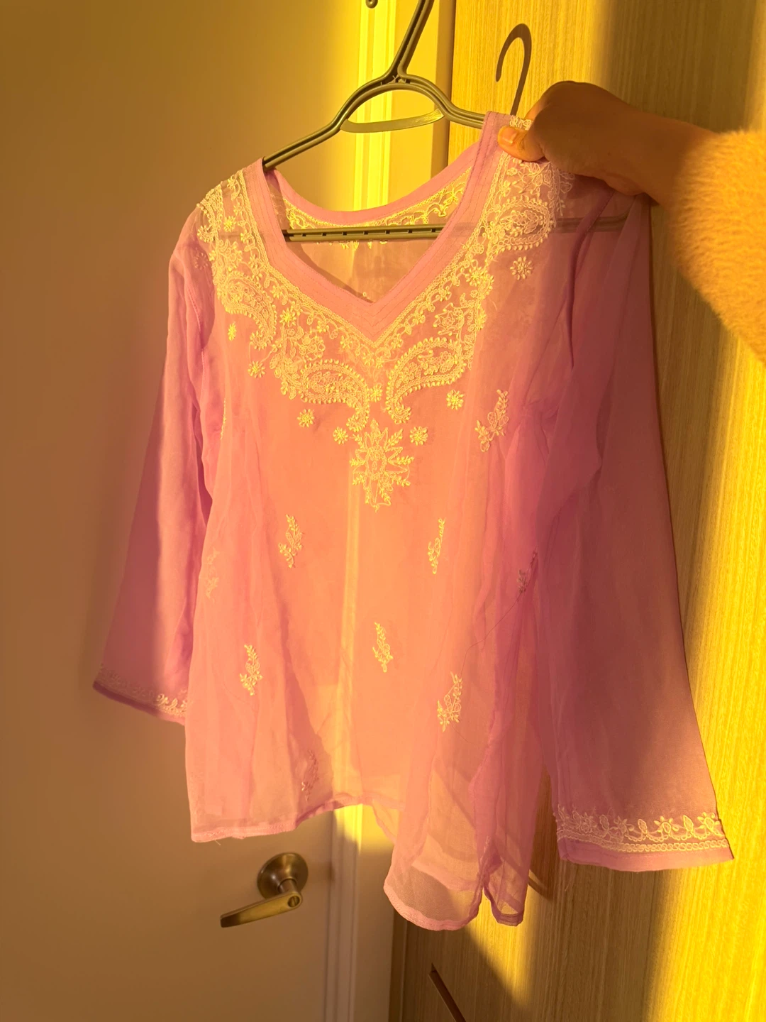 Sheer embroidered kurta top - photo 2