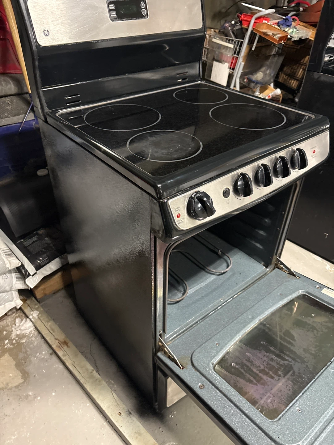 GE Electric Stove with Oven (24”) - photo 3