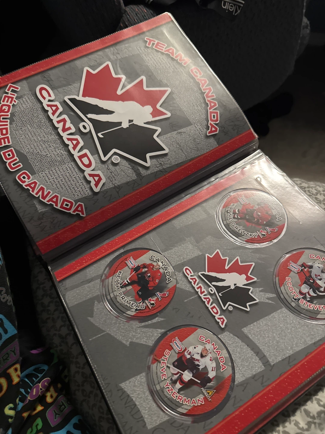 Kraft World's Best Hockey Collectors Album - photo 4
