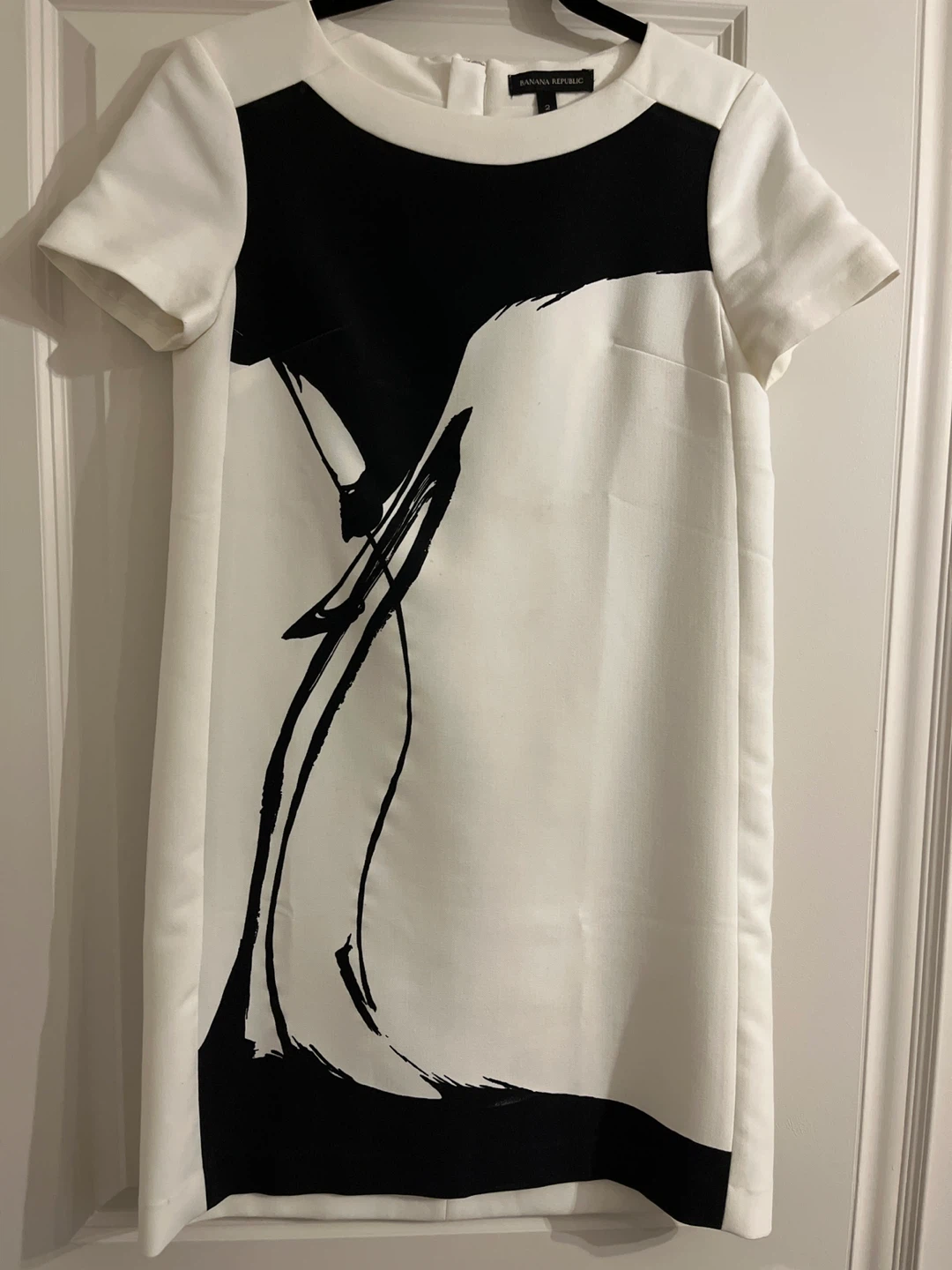 Banana Republic Women's Black & White Dress Size 2