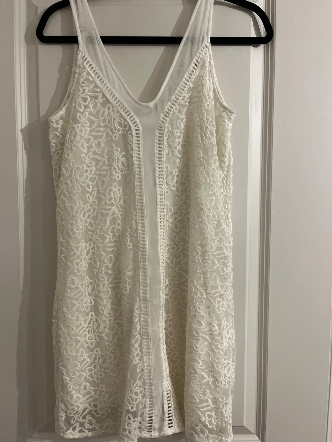 Abercrombie & Fitch White Lace Dress - Size S