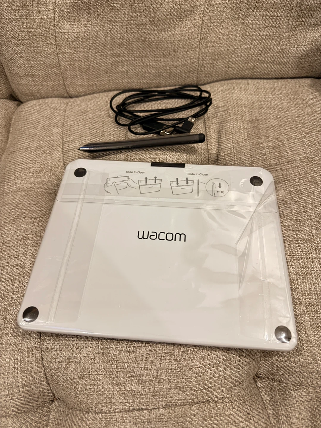Wacom Intuos Pen Tablet CTL-490 🌱 - photo 2