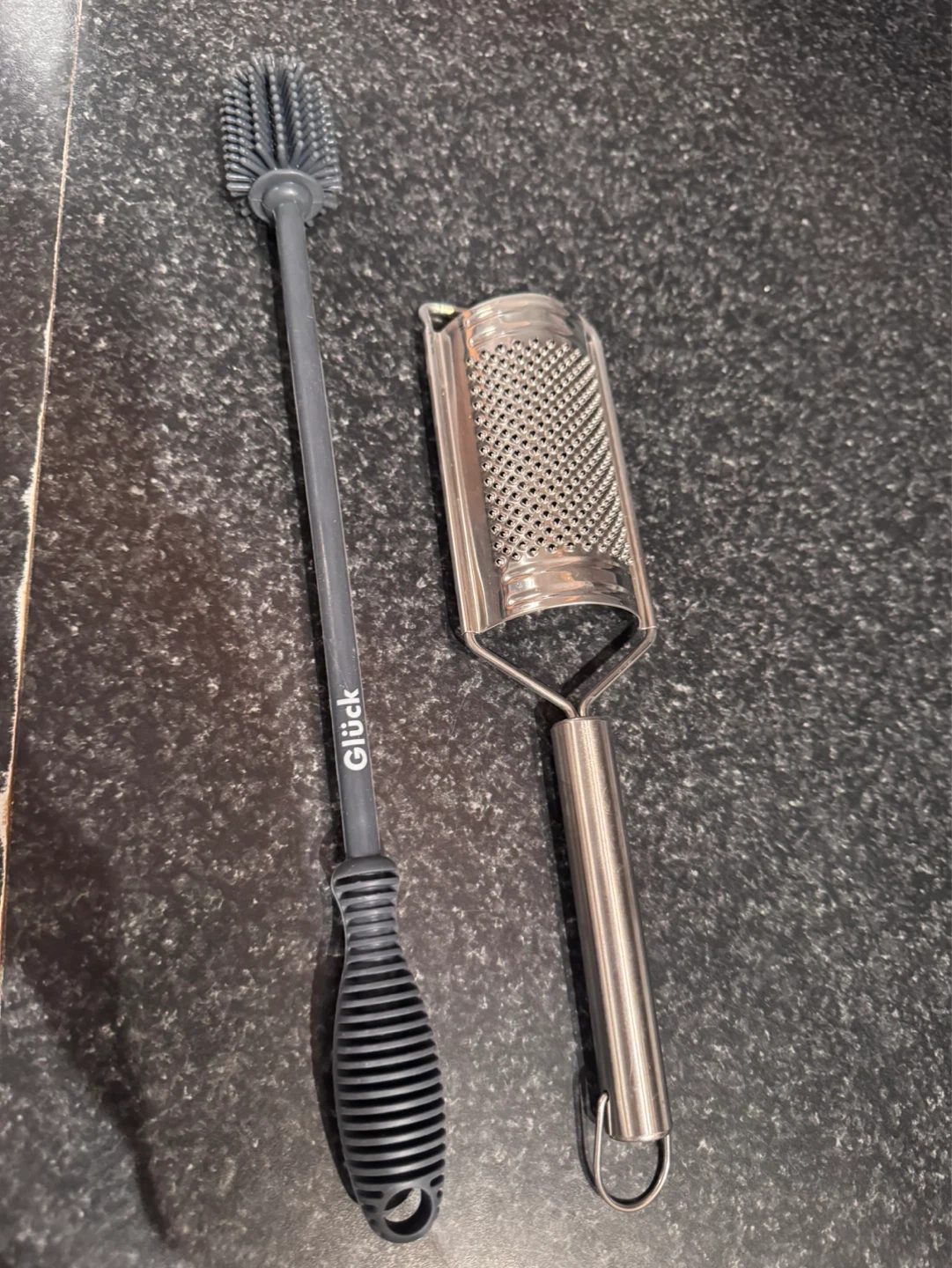 Glück Bottle Brush and Stainless Steel Grater