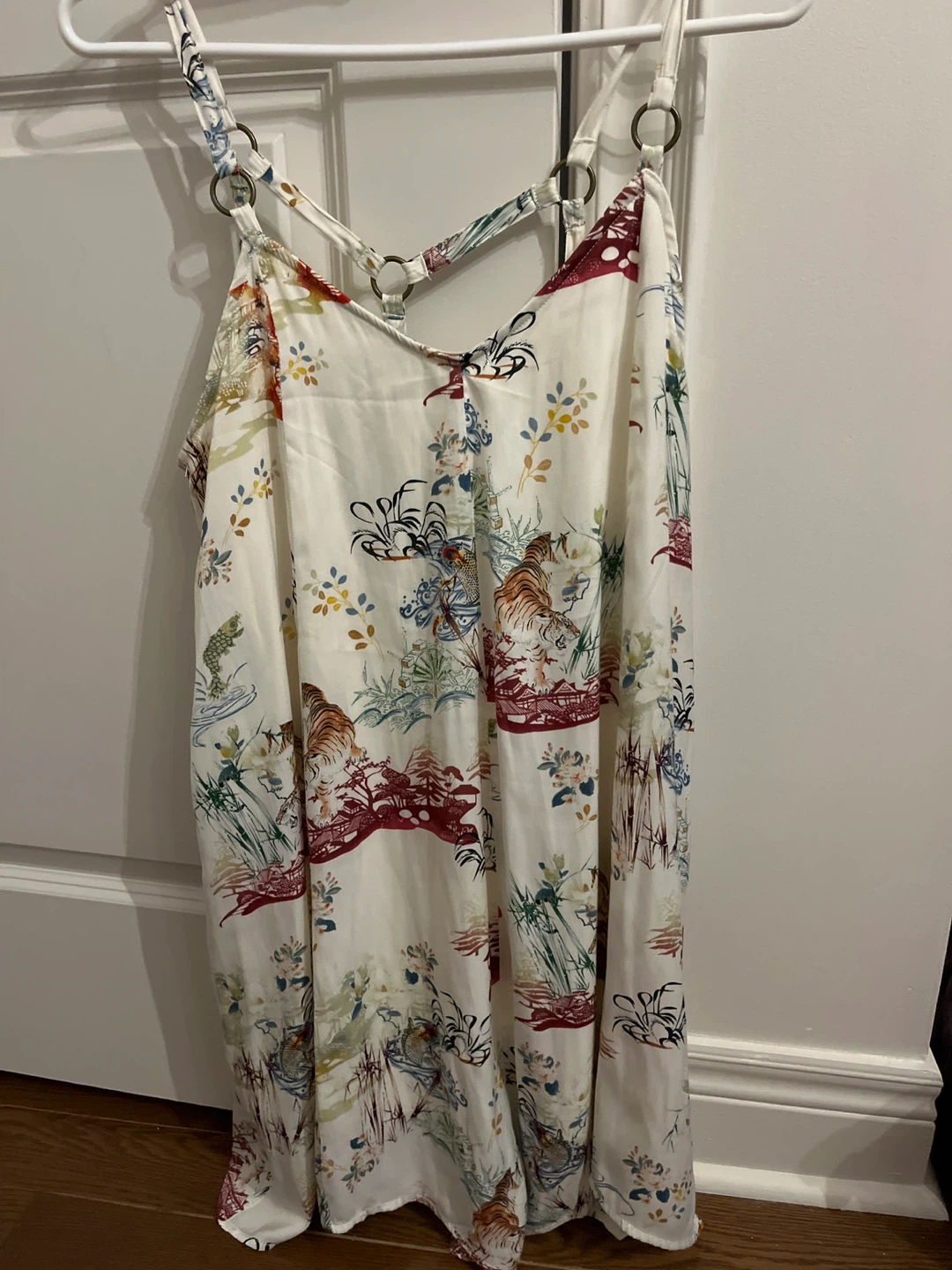 Patrons of Peace White Floral Print Tank Top - Size S