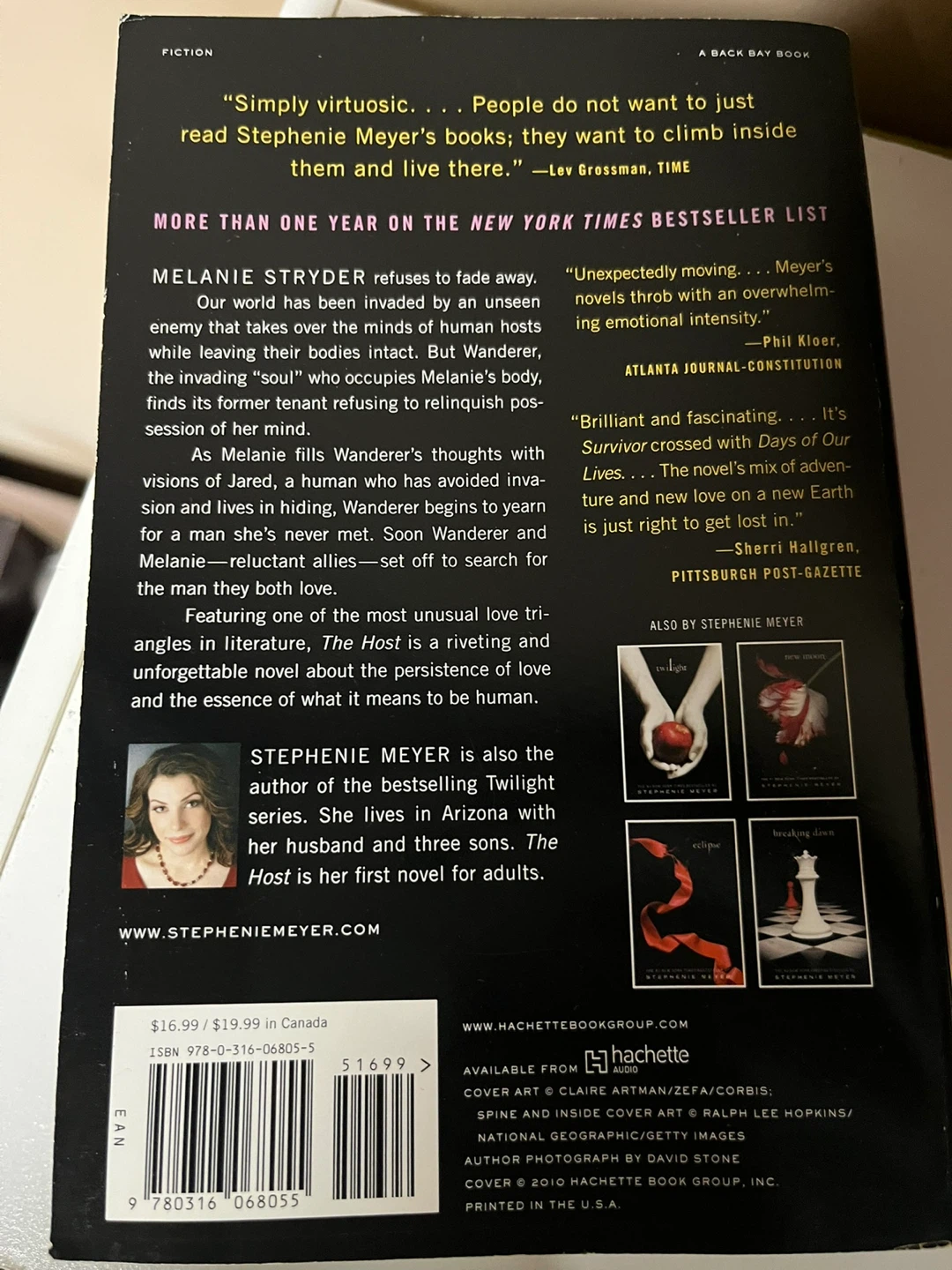 The Host by Stephenie Meyer - photo 2