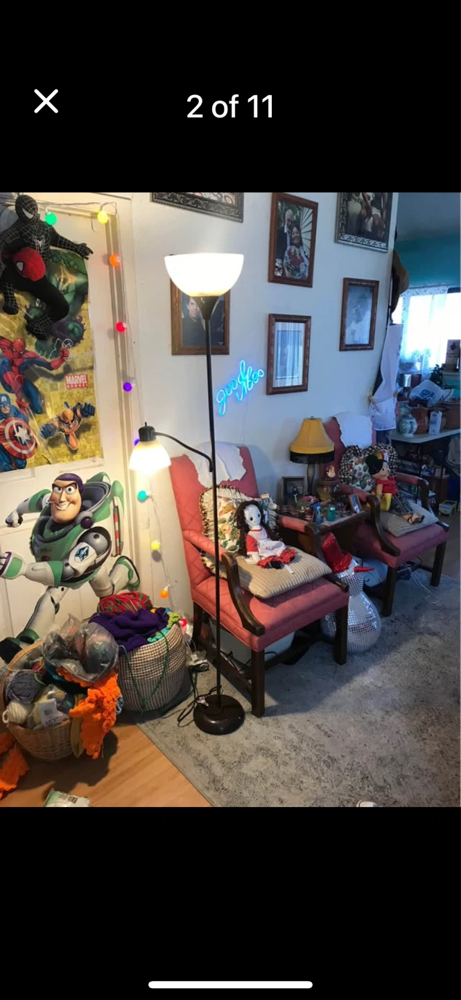 Double bulb floor lamp