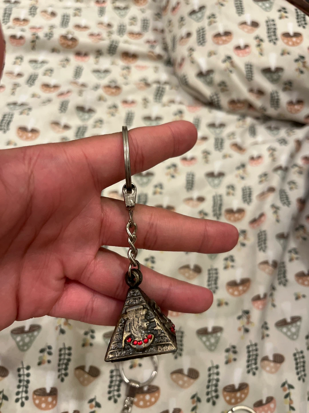 Pyramid Keychain with Hieroglyphics - photo 3