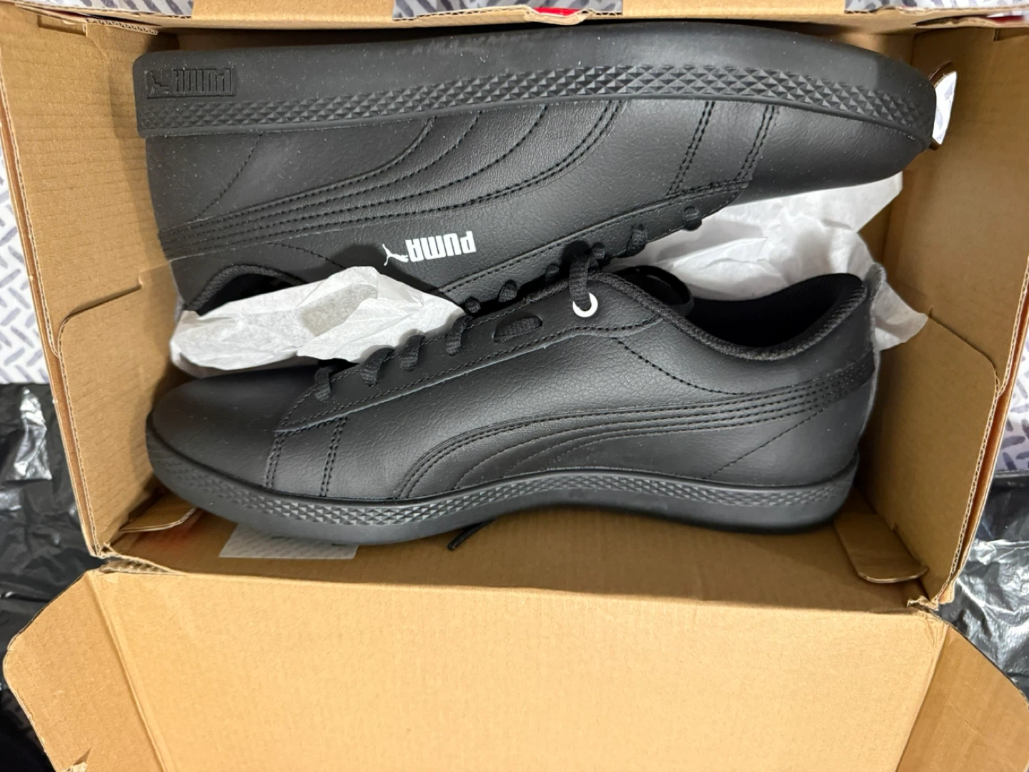 Puma Smash V2 L Women's Black Sneakers Size 9.5 - photo 2