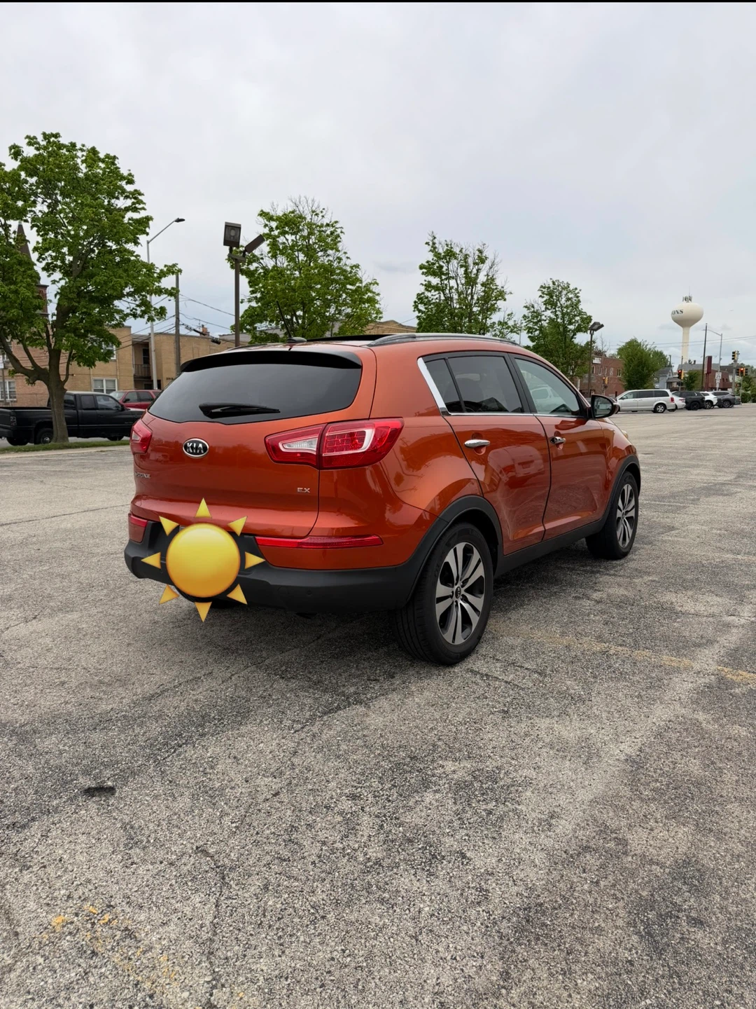 2011 Orange Kia Sportage SUV - photo 2