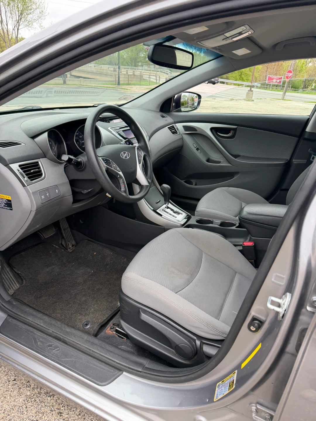2013 Hyundai Elantra Sedan - photo 3