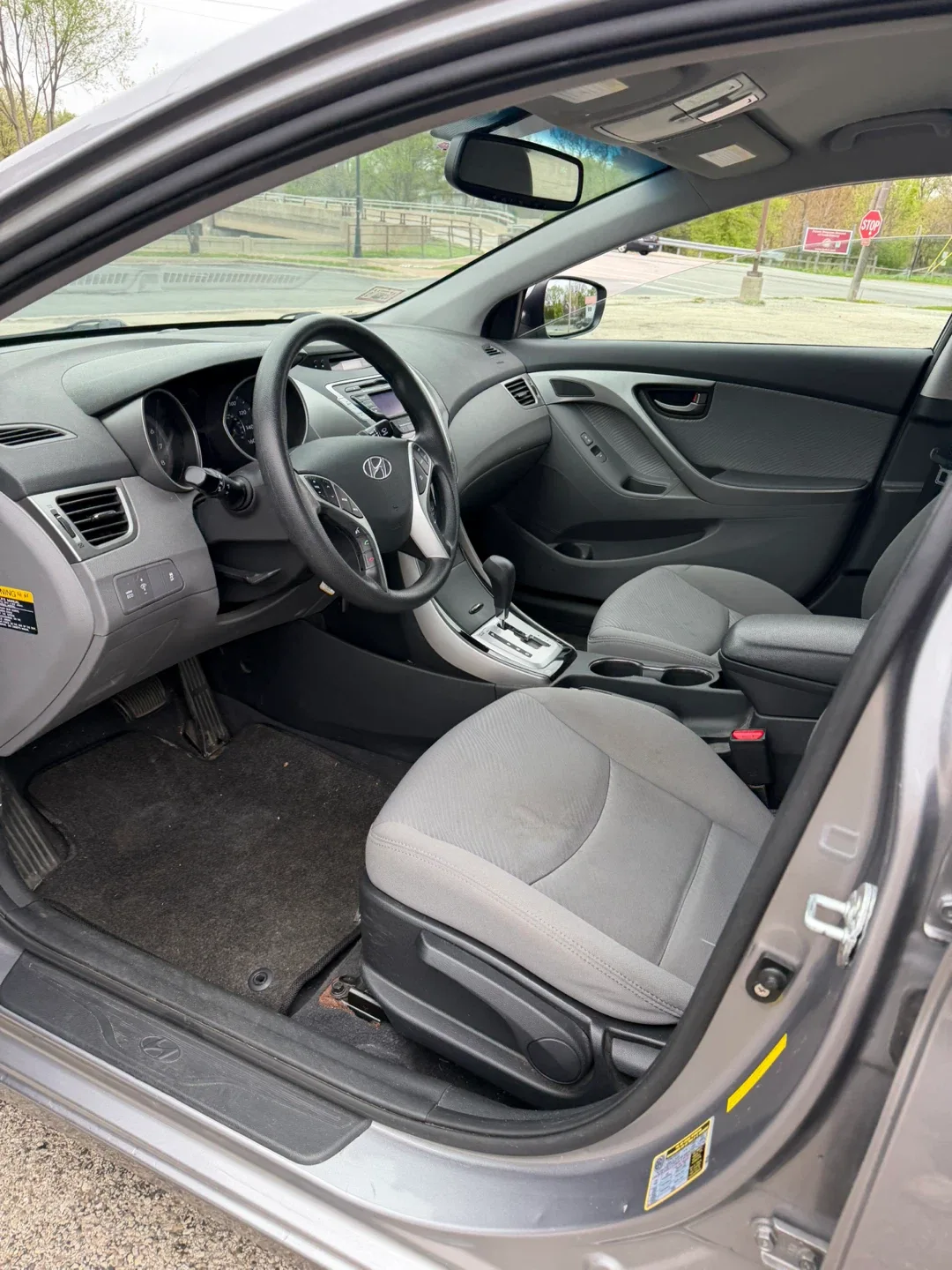 2013 Hyundai Elantra Sedan - photo 3