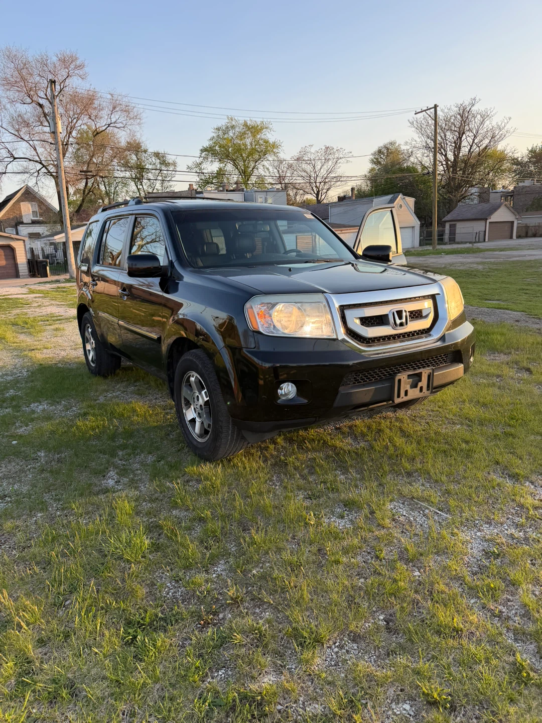 2011 Black Honda Pilot Touring 4WD SUV